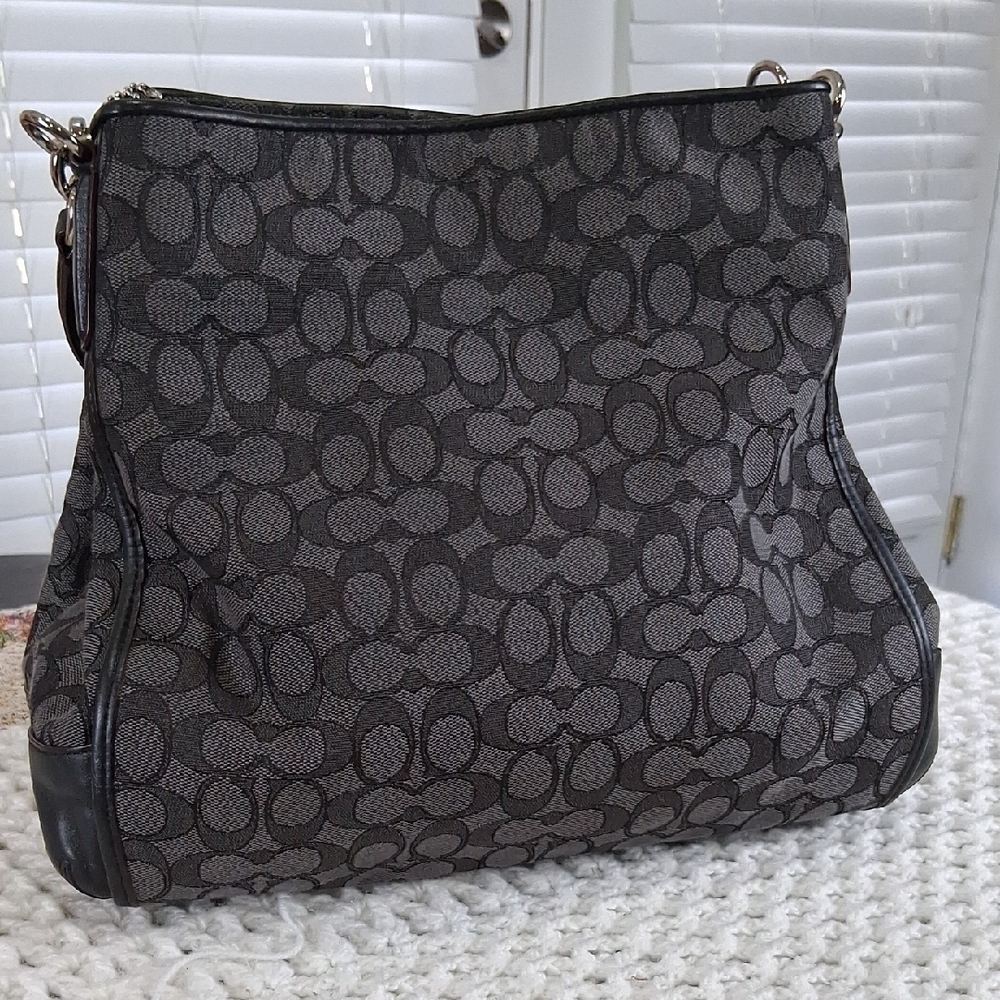 Elegant Coach Gray and Black Patterned Women's Bag